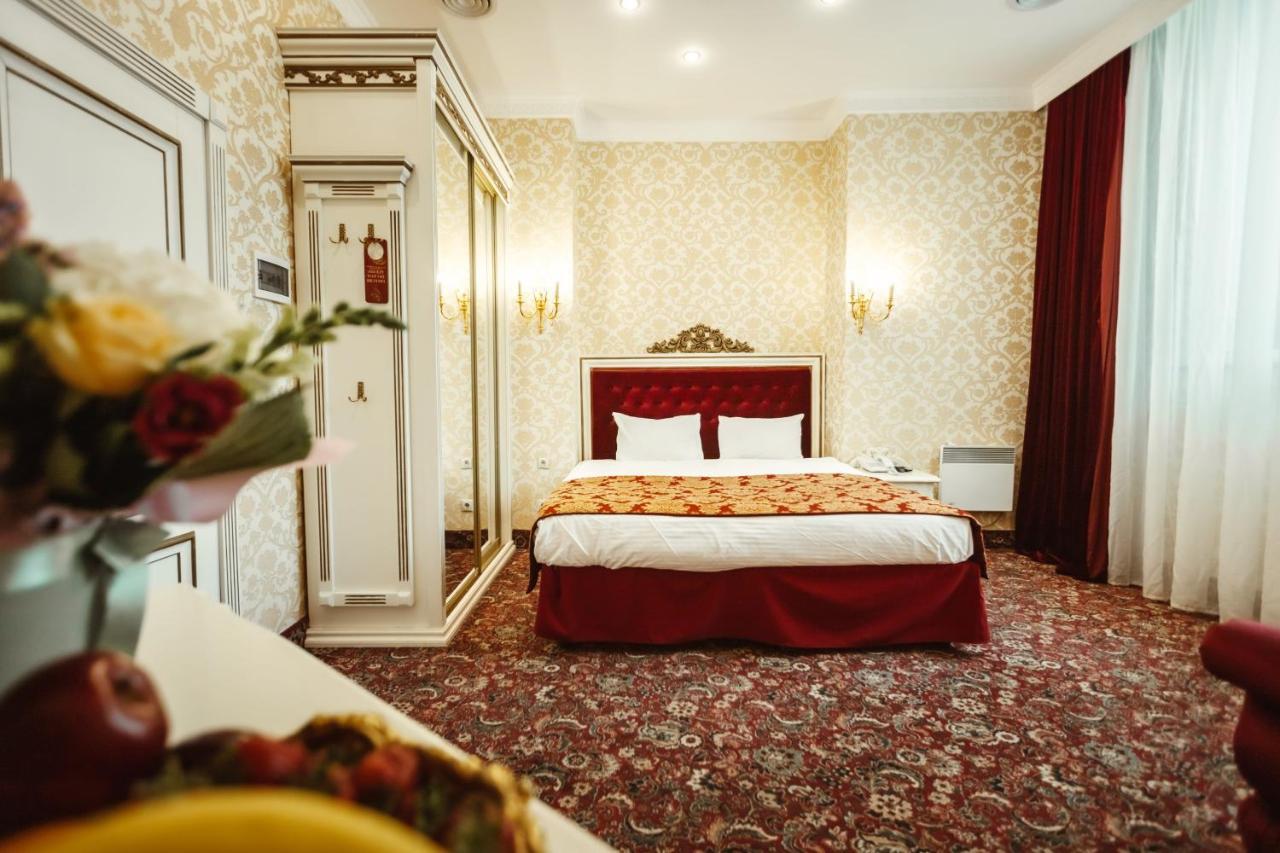 De Paris Hotel Kiev Exterior foto